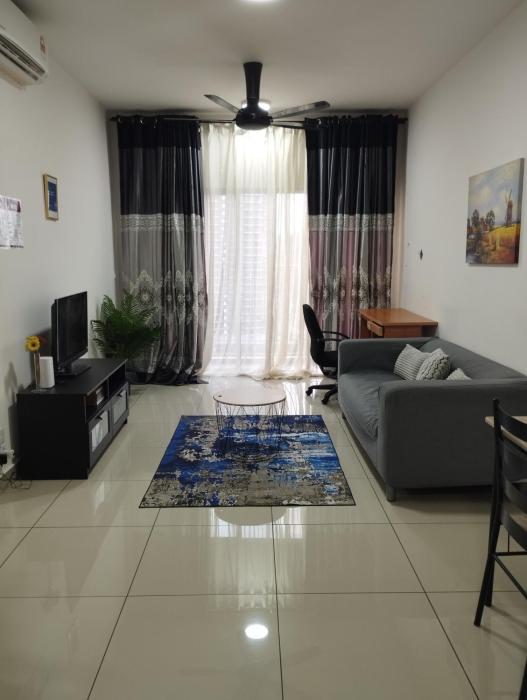 Cozy Luxe Condo 2BR Aparment Pool Southville City Bangi