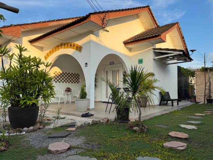 Beach Cottage Homestay Kemaman - Berado D Pampass