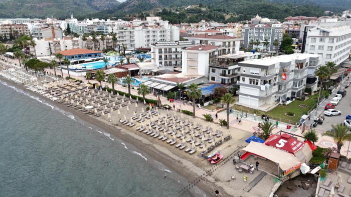 Cle Beach Boutique Hotel