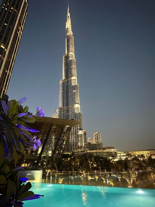 GRANDE High Floor 1BHK 4 Min Walk Burj Kha Dubai Mall Infinity Pool with Fountain view Free Parking By THE MERIDIAN LUXE