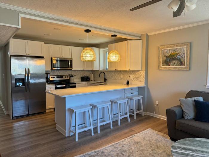 Lighthouse Village #421