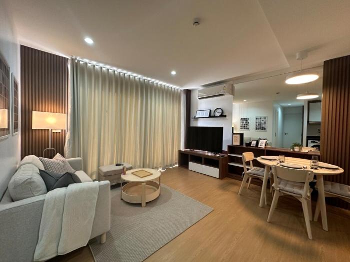 6th Avenue Sukhumvit BKK 301 BTS Asoke Nana MRT