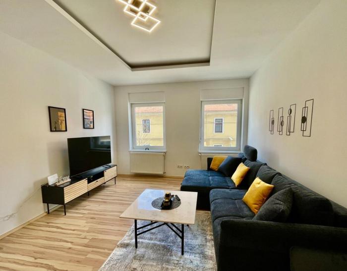 Stylische Wohnung nähe Stadthalle mit Balkon