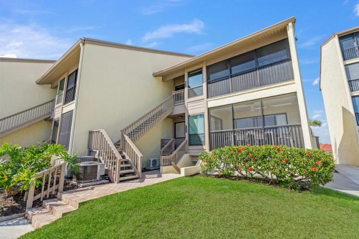 Siesta Dunes 4-12B by Siesta Dunes