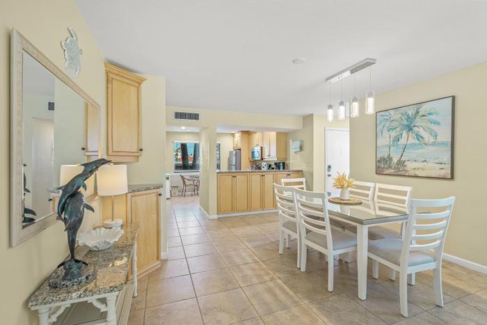 Siesta Dunes 6-101 by Siesta Dunes