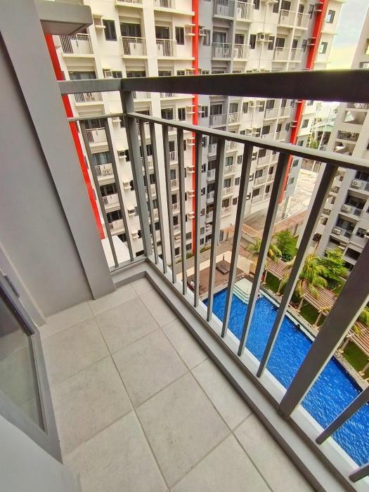 Paeans Pods at Bloom