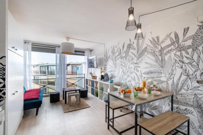 Studio cabine cosy Lagon Bleu Piscine, clim, parking, wifi inclus