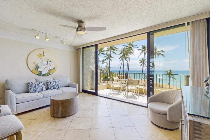 Paki Maui Penthouse 409