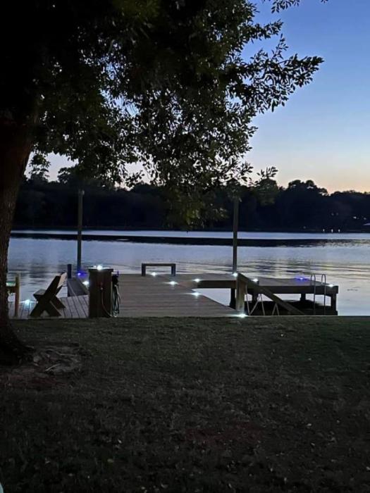 Lakeside Cove Retreat on Lake Conroe - Private Waterfront