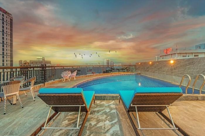 Phạm Văn Đồng Apartment