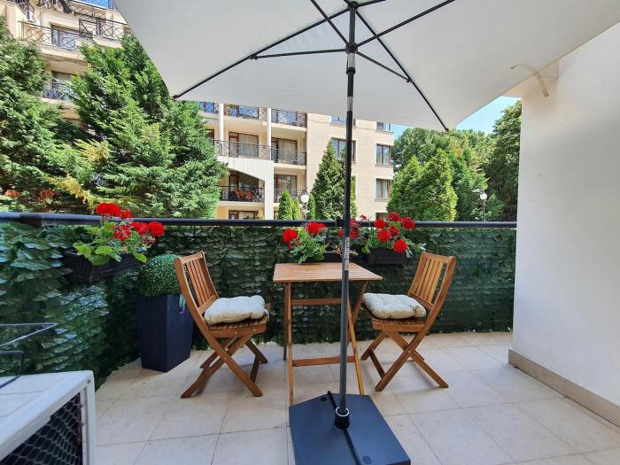 MATEO Golden Sands 1