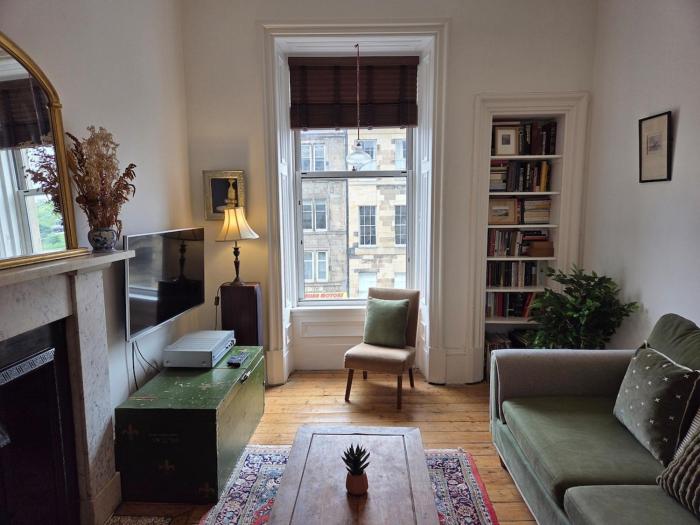 Montgomery Mews in Leith