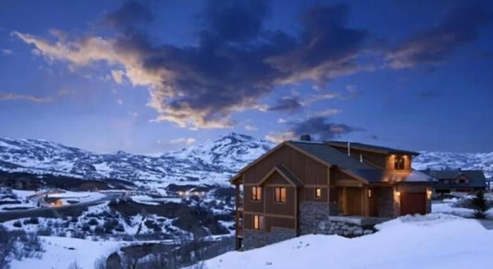 Deer Valley Lakeside Ski House Sleeps 16