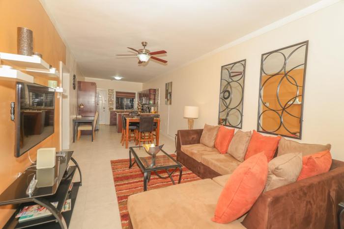 Abu Dhabi Suites 2BR w Balcony & Pool