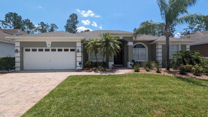 Emerald On The Green