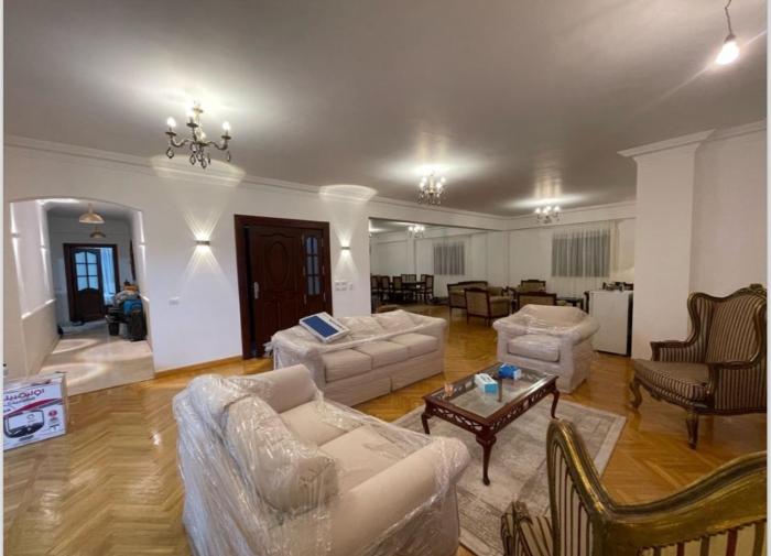 Spacious apartment, main street