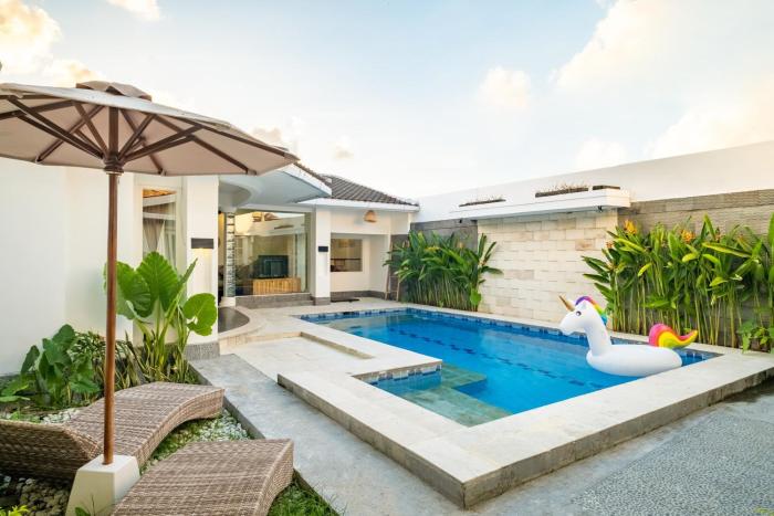 LaLeBay Villa Seminyak