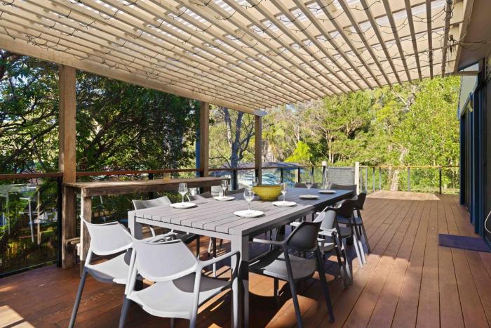 Greenfields Beach House & Studio