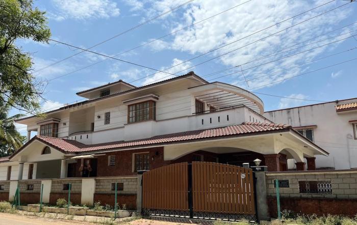 Eden luxury stay Coimbatore