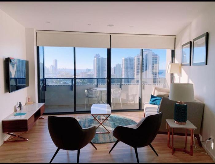 The Ruby Retreat Surfers