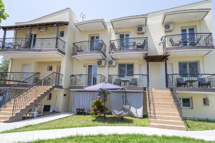 Mitro Apartments Sun & Sea, Vrasna beach