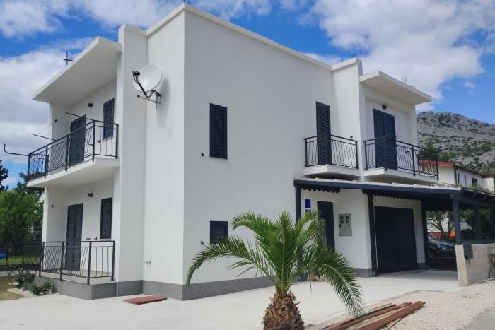 Apartments and rooms with parking space Starigrad, Paklenica - 24535