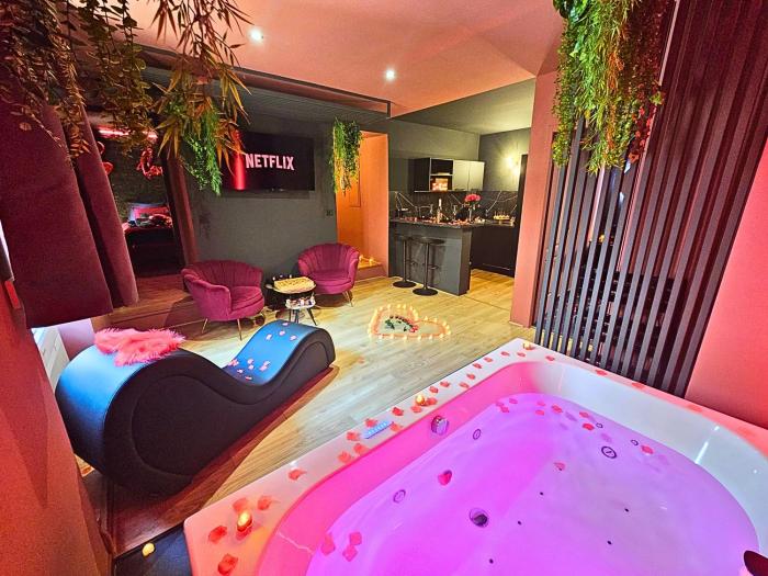 Suite Obsidian - Love Room au coeur dOrange