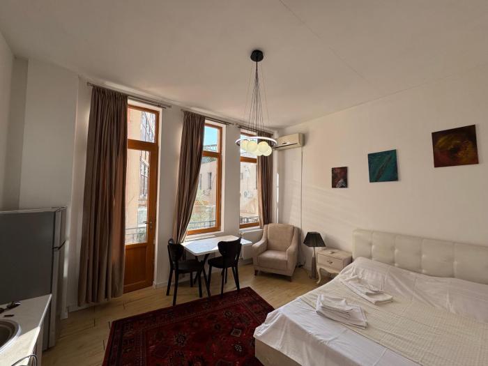 Best Loaction in Heart of Old Tbilisi, New Building in old town, Cozy apartment
