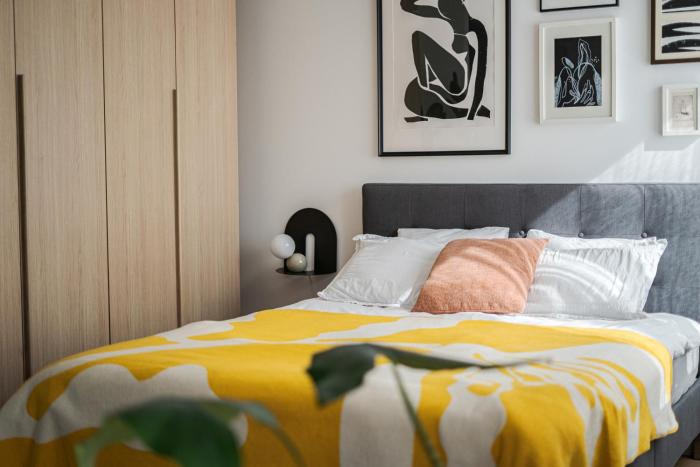 Bright and cosy flat near the river