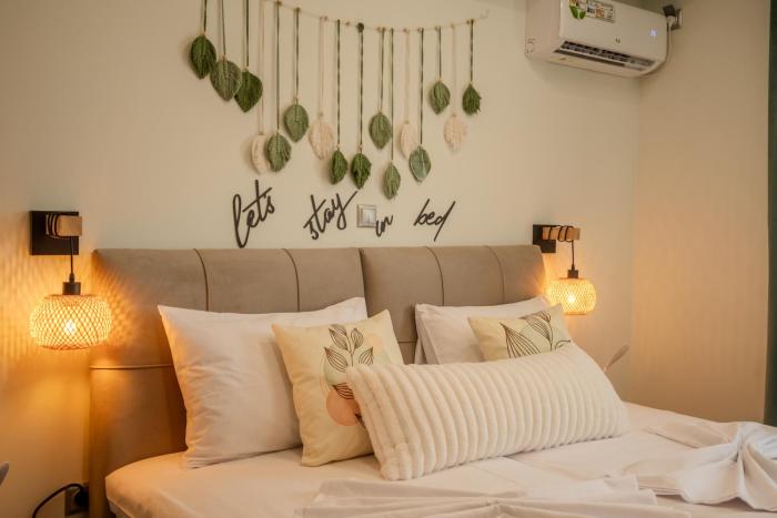 Zoi Elegant Green Apartments