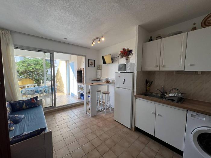 Appartement T2 avec Terrasse, Proche Plage, Le Barcarès - FR-1-81-589