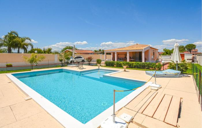 Beautiful Home In Brucoli