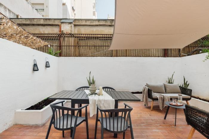 Kayra - 2 bedrooms and terrace in La Sagrada Familia