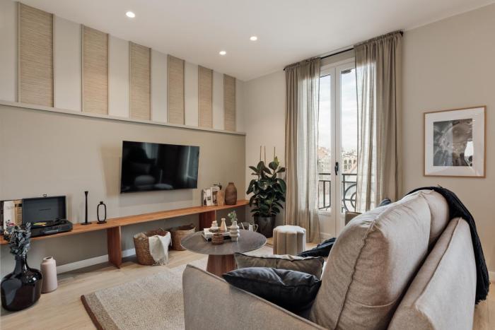 Davut - 3 bedrooms and office in Eixample Esquerra