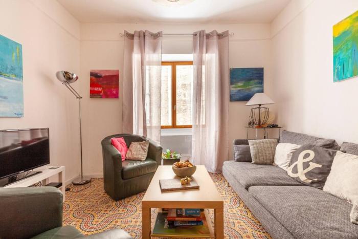 Le Molire - Historical stone house in old Pzenas