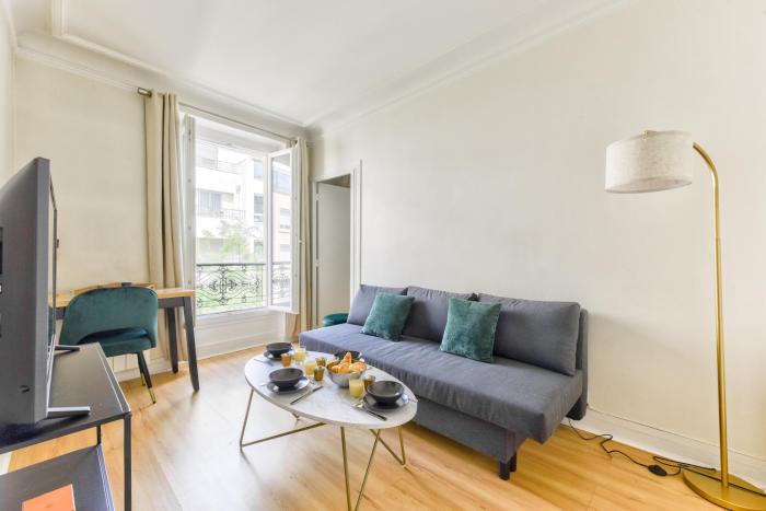 Quiet & Refurbished 1BR Parisian Retreat-Paris 16