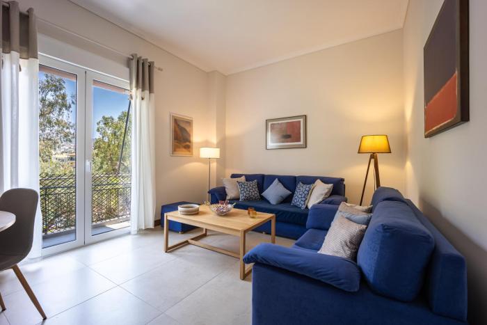 Philons City Retreat - Near Athens Center