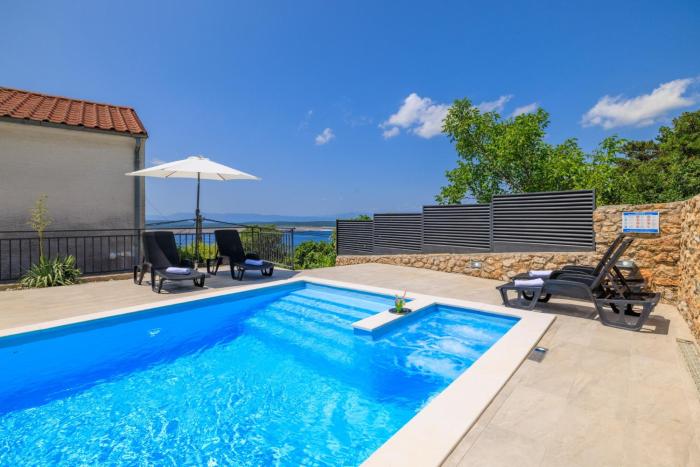 Tres Corda in Dramalj - Haus für 4-6 Personen