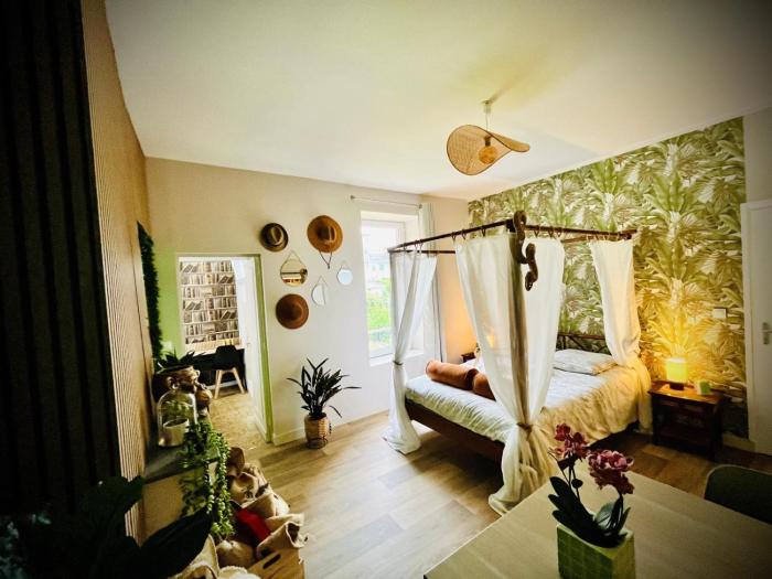 Appartement Suite Eden Jungle-nuit insolite pour couple ou solo