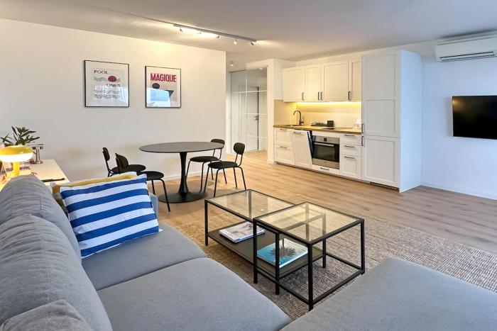 Brand New, Fully Equipped, Terrace & Free Parking