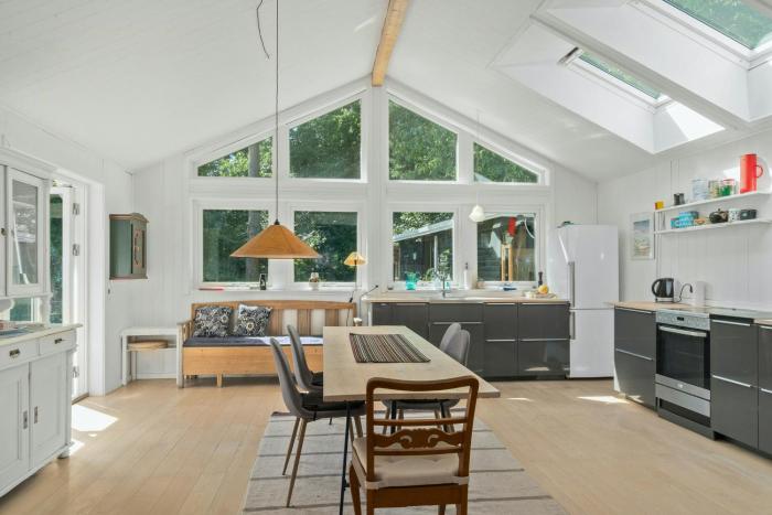 Home In The Woods Near Lille Kregme