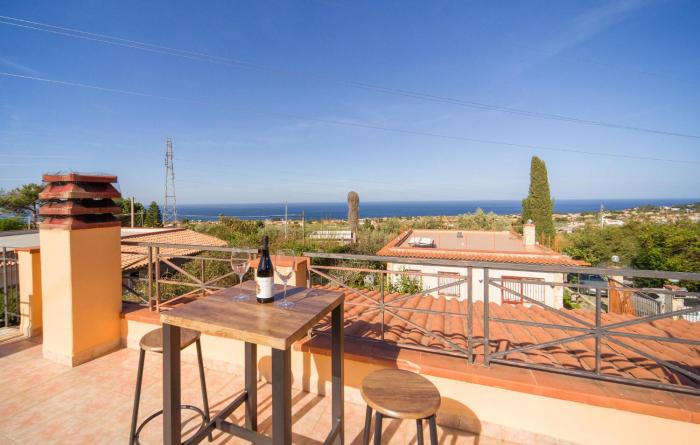 Gorgeous Home In Altavilla Milicia
