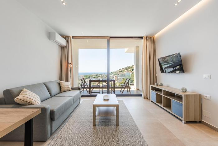 Blue Horizon Apartment - Balcony & Seaview