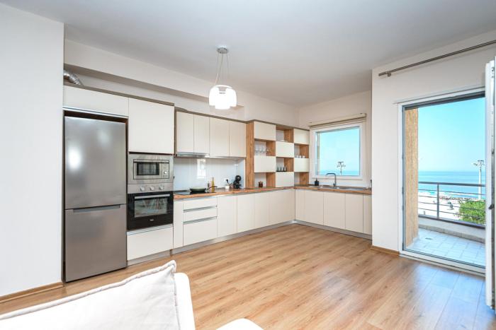 Poseidon Nest - 2BR, 360 Sea View, Office