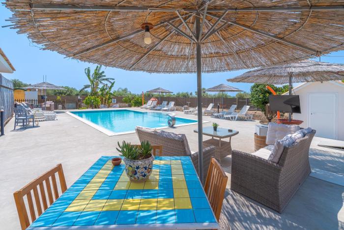 Villa Luana con piscina