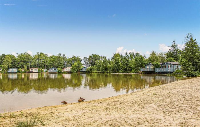 2 Bedroom Awesome Home In Oosterwolde