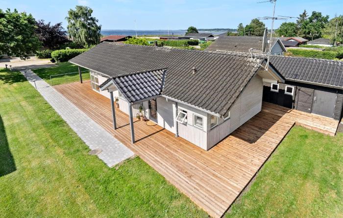 Holiday Home Hejsager Strandby I