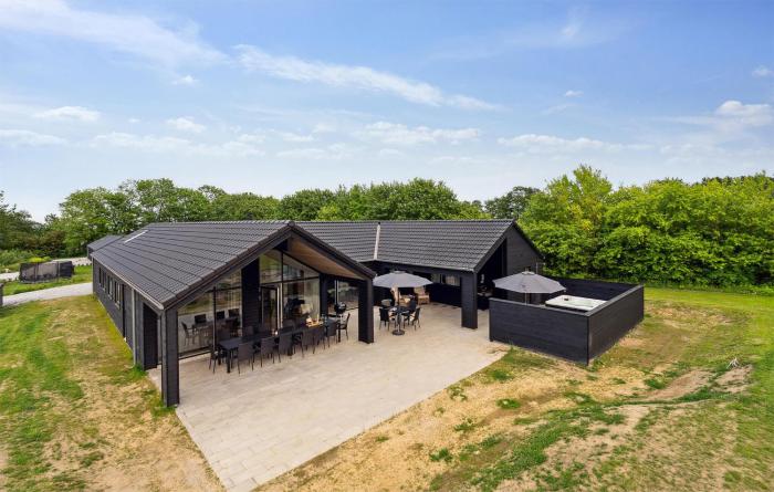 Nice Home In Sydals With Sauna