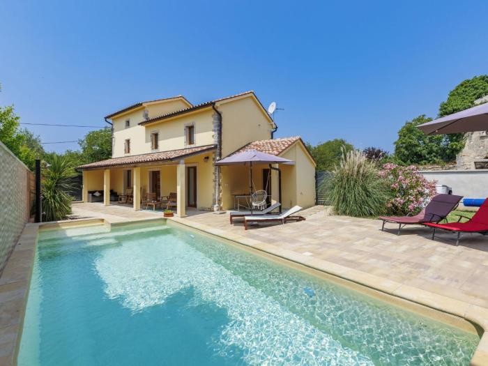 Holiday Home Casa Bella by Interhome