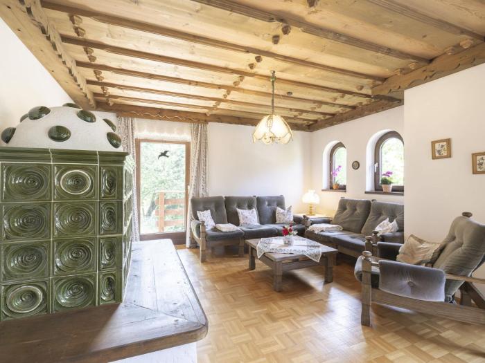 Apartment Appartement 2 by Interhome